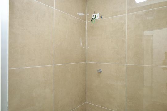 Banheiro de apartamento para alugar com 1 quarto, 48m² em Cidade Tiradentes, São Paulo