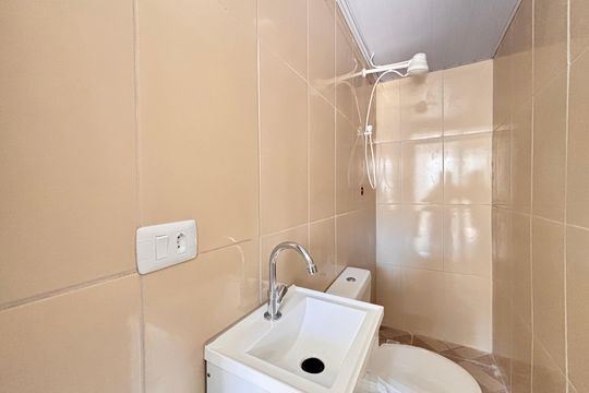Banheiro de kitnet/studio para alugar com 1 quarto, 30m² em Jardim Novo Mundo, São Paulo