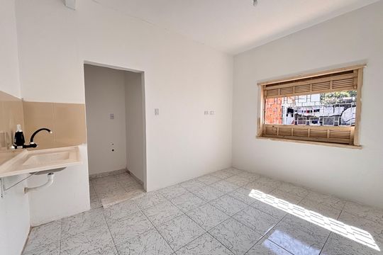 Studio de kitnet/studio para alugar com 1 quarto, 30m² em Jardim Novo Mundo, São Paulo