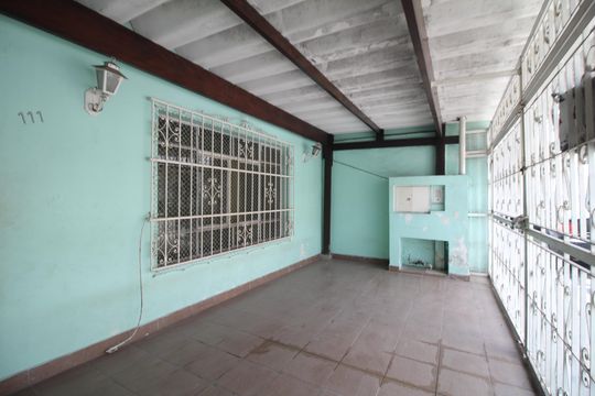 Garagem de casa para alugar com 5 quartos, 84m² em Vila Gomes Cardim, São Paulo