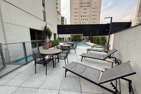 Área externa de apartamento à venda com 3 quartos, 160m² em Vila Olímpia, São Paulo