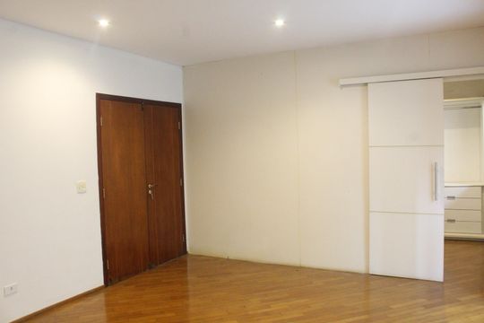 Suíte 1 de casa de condomínio para alugar com 3 quartos, 750m² em Vila Santo Antônio, Cotia