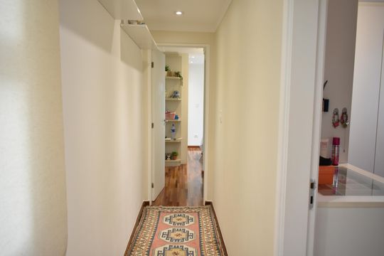 Corredor de apartamento à venda com 3 quartos, 100m² em Chácara Inglesa, São Paulo