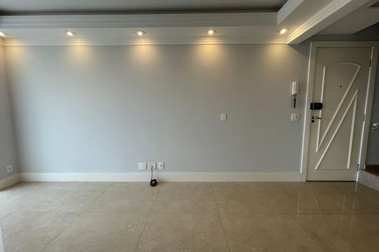 Sala de apartamento à venda com 2 quartos, 175m² em Cidade São Francisco, São Paulo