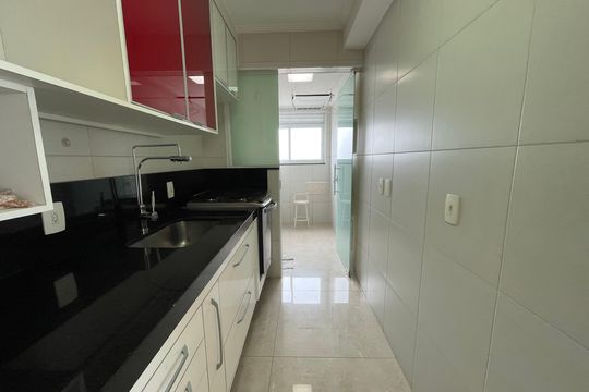 Cozinha de apartamento à venda com 2 quartos, 175m² em Cidade São Francisco, São Paulo