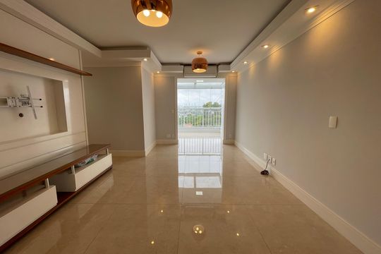 Sala de apartamento à venda com 2 quartos, 175m² em Cidade São Francisco, São Paulo