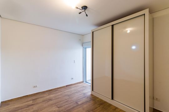 Casa à venda com 2 quartos, 120m² em Jardim Taboao, São Paulo