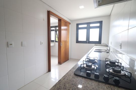 Cozinha de apartamento para alugar com 3 quartos, 129m² em Boa Vista, Novo Hamburgo