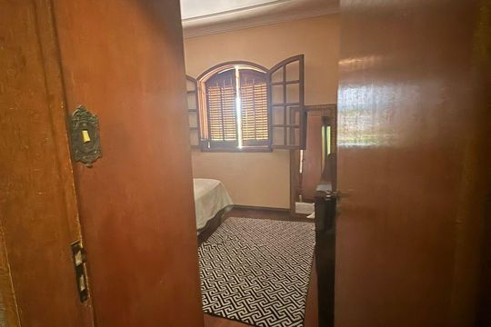 Casa à venda com 4 quartos, 260m² em Camargos, Belo Horizonte
