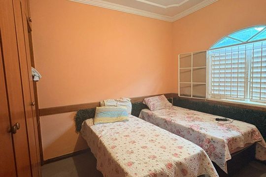 Casa à venda com 4 quartos, 260m² em Camargos, Belo Horizonte