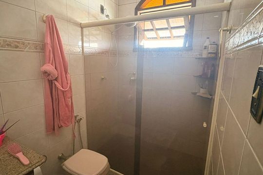 Casa à venda com 4 quartos, 260m² em Camargos, Belo Horizonte
