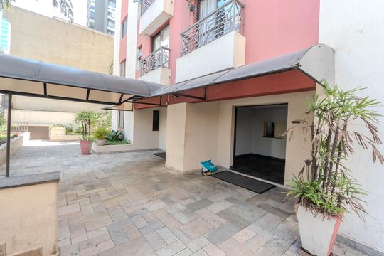 Fachada de apartamento para alugar com 2 quartos, 60m² em Bela Vista, São Paulo