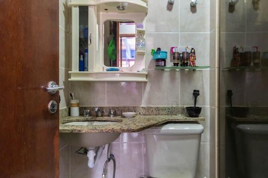Banheiro de apartamento à venda com 3 quartos, 109m² em Andaraí, Rio de Janeiro