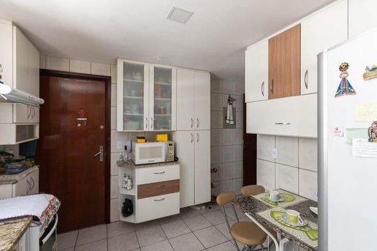 Cozinha de apartamento à venda com 3 quartos, 109m² em Andaraí, Rio de Janeiro