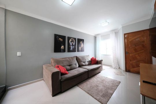 Sala de casa à venda com 3 quartos, 160m² em Cidade Antônio Estêvão de Carvalho, São Paulo