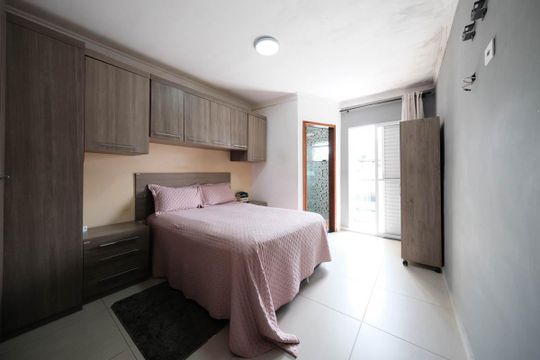 Suíte de casa à venda com 3 quartos, 160m² em Cidade Antônio Estêvão de Carvalho, São Paulo