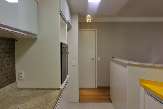 Cozinha de apartamento à venda com 3 quartos, 94m² em Centro, São Bernardo do Campo
