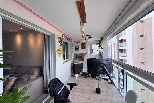 Varanda de apartamento para alugar com 2 quartos, 84m² em Barra da Tijuca, Rio de Janeiro