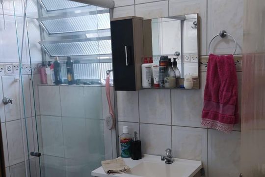 Banheiro de casa para alugar com 2 quartos, 80m² em Jardim Borborema, São Bernardo do Campo