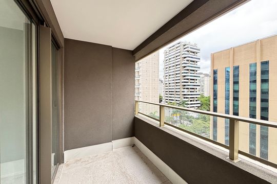 Varanda de kitnet/studio à venda com 1 quarto, 27m² em Indianópolis, São Paulo