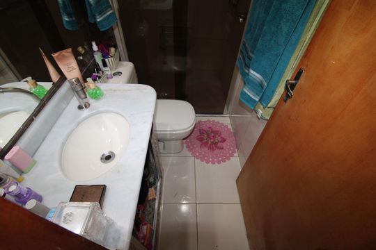 Banheiro de apartamento à venda com 2 quartos, 58m² em Vila Bela Vista (zona Norte), São Paulo