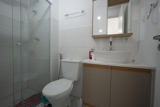 Banheiro de kitnet/studio à venda com 1 quarto, 36m² em Cambuci, São Paulo