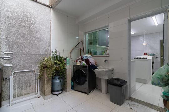 Área de Serviço de casa à venda com 3 quartos, 98m² em Jardim Maringa, São Paulo