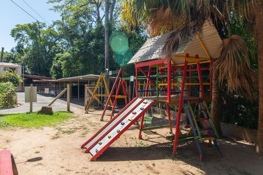 Área comum - Playground de casa de condomínio à venda com 2 quartos, 65m² em Cavalhada, Porto Alegre