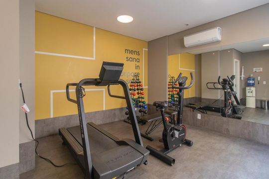 Área comum - Academia de apartamento para alugar com 1 quarto, 49m² em Menino Deus, Porto Alegre