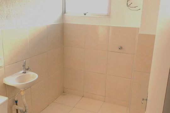 Banheiro de casa de condomínio para alugar com 2 quartos, 45m² em Anil, Rio de Janeiro
