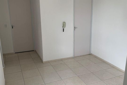 Sala de casa de condomínio para alugar com 2 quartos, 45m² em Anil, Rio de Janeiro