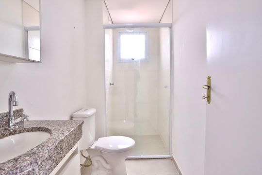 Banheiro de kitnet/studio à venda com 1 quarto, 26m² em Belenzinho, São Paulo