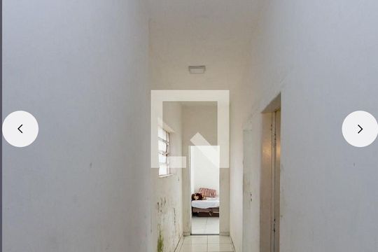 Corredor de casa para alugar com 3 quartos, 80m² em Parque Pedro Ii, Belo Horizonte