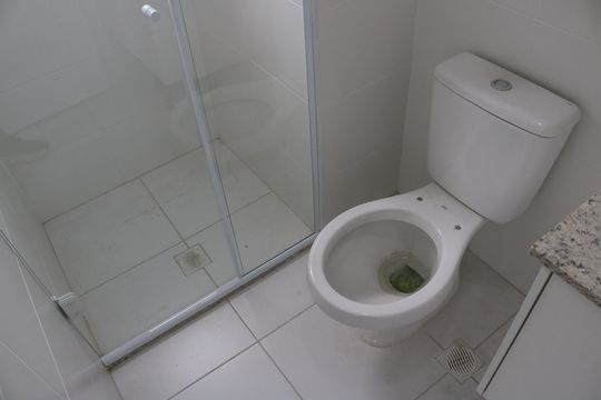 Banheiro de apartamento à venda com 1 quarto, 24m² em Pompeia, São Paulo