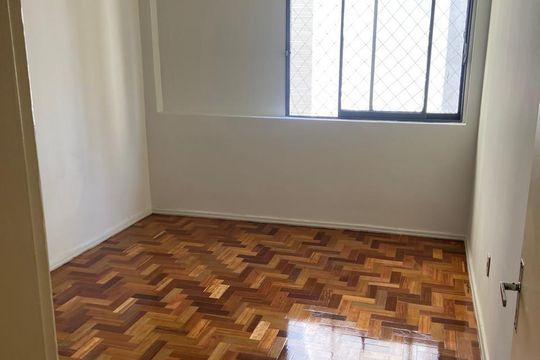 Apartamento à venda com 2 quartos, 78m² em Centro, Belo Horizonte