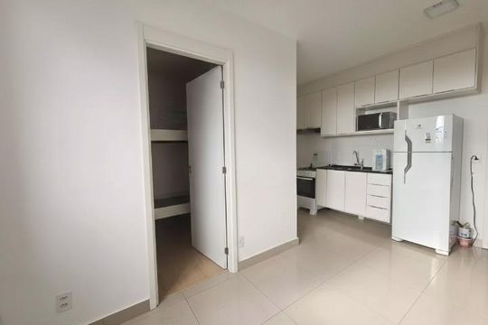 Cozinha de apartamento à venda com 2 quartos, 34m² em Vila Santa Catarina, São Paulo