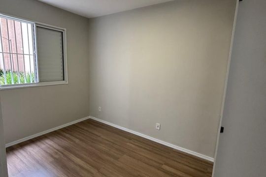 Quarto de apartamento para alugar com 2 quartos, 48m² em Jardim da Laranjeira (zona Leste), São Paulo