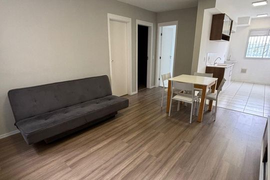 Sala de apartamento para alugar com 2 quartos, 48m² em Jardim da Laranjeira (zona Leste), São Paulo
