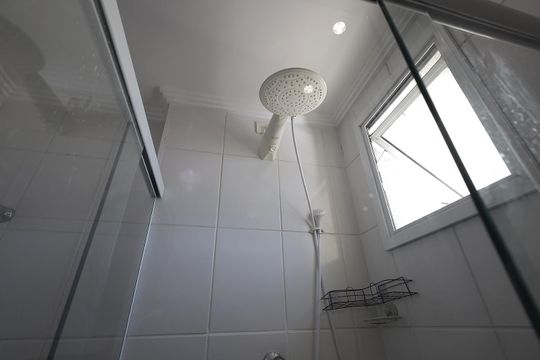 Banheiro de apartamento para alugar com 3 quartos, 97m² em Campestre, Santo André