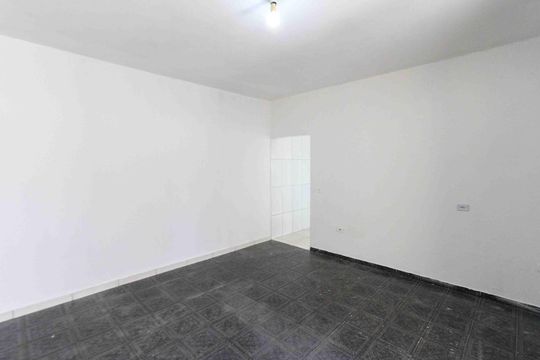 Casa para alugar com 1 quarto, 65m² em Jardim Roseli, São Paulo