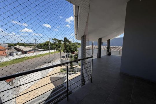 Área externa de casa para alugar com 4 quartos, 468m² em Igara, Canoas