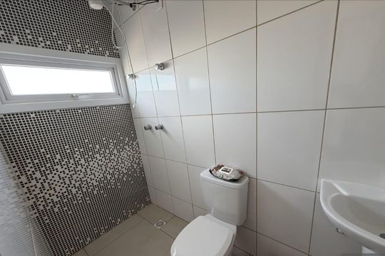Banheiro de casa para alugar com 4 quartos, 468m² em Igara, Canoas