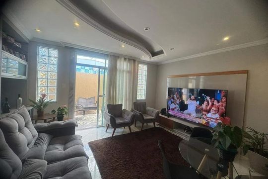 Sala de apartamento à venda com 3 quartos, 118m² em Barreiro, Belo Horizonte