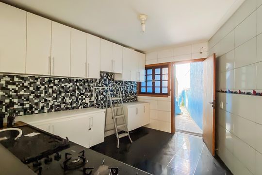 Cozinha de casa à venda com 4 quartos, 150m² em Cangaiba, São Paulo