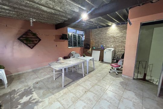 Terraço de casa à venda com 2 quartos, 108m² em Vila Valqueire, Rio de Janeiro