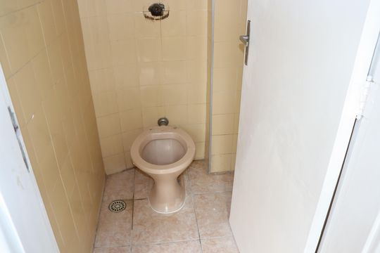 Banheiro de Serviço de apartamento para alugar com 4 quartos, 119m² em Bela Vista, São Paulo