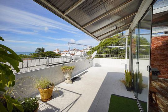 Cobertura  de apartamento para alugar com 2 quartos, 116m² em Canasvieiras, Florianópolis