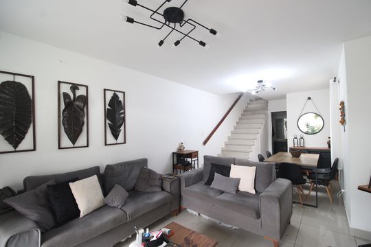 Casa de Condomínio à venda com 3 quartos, 110m² em Freguesia (jacarepaguá), Rio de Janeiro