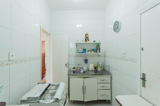 Cozinha de apartamento à venda com 2 quartos, 60m² em Grajaú, Rio de Janeiro
