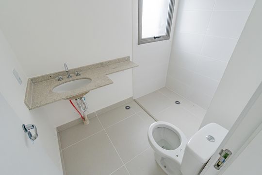 Banheiro da Suíte 1 de apartamento à venda com 3 quartos, 95m² em Vila Dom Pedro I, São Paulo